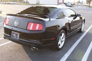 2010 Ford Mustang Gt Premium Coupe 2 - Door 4.  6l photo