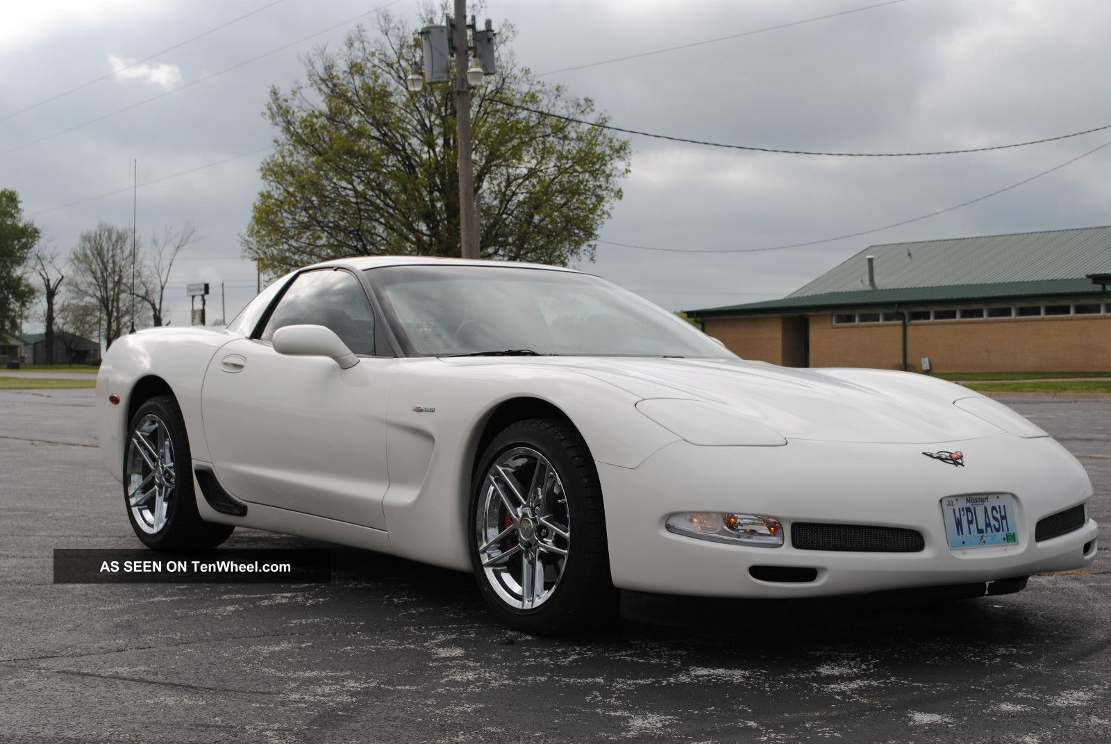 2001 Speedway White Z06 Corvette