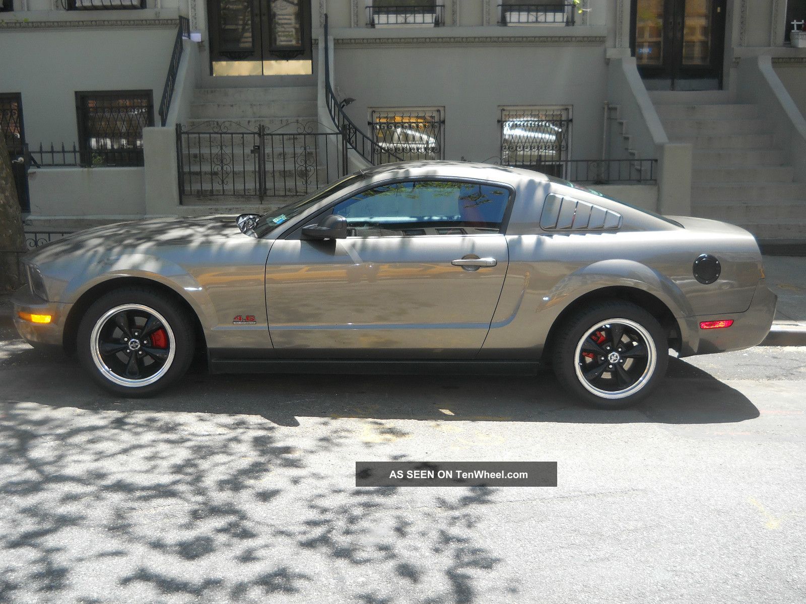 2005 Ford Mustang Base Coupe 2 - Door 4.  0l Mustang photo
