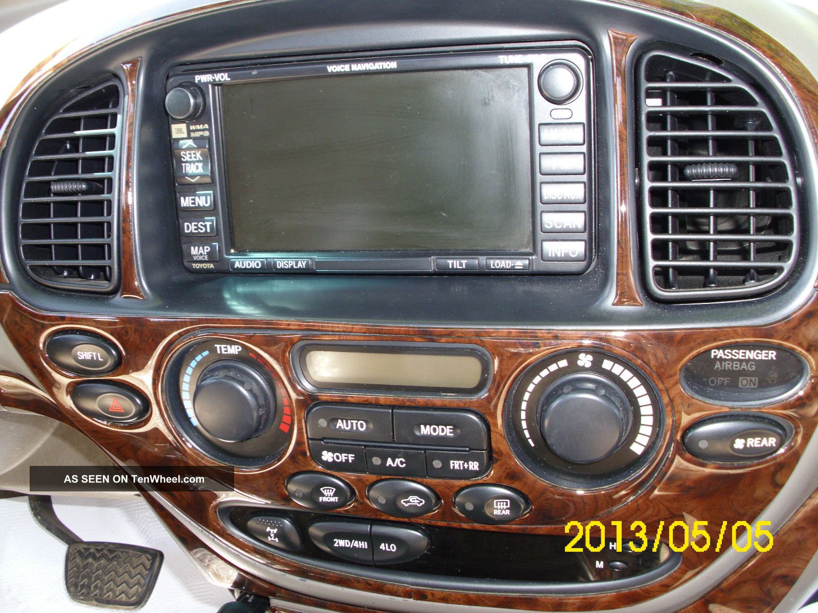 Dvd player for 2005 toyota sequoia