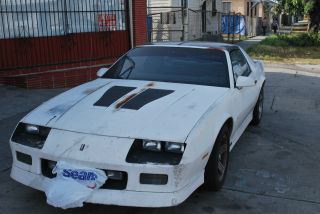 1988 Chevy Camaro Iroc Z28 photo