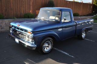 Hot Rod Ford 1966 F100 Truck photo