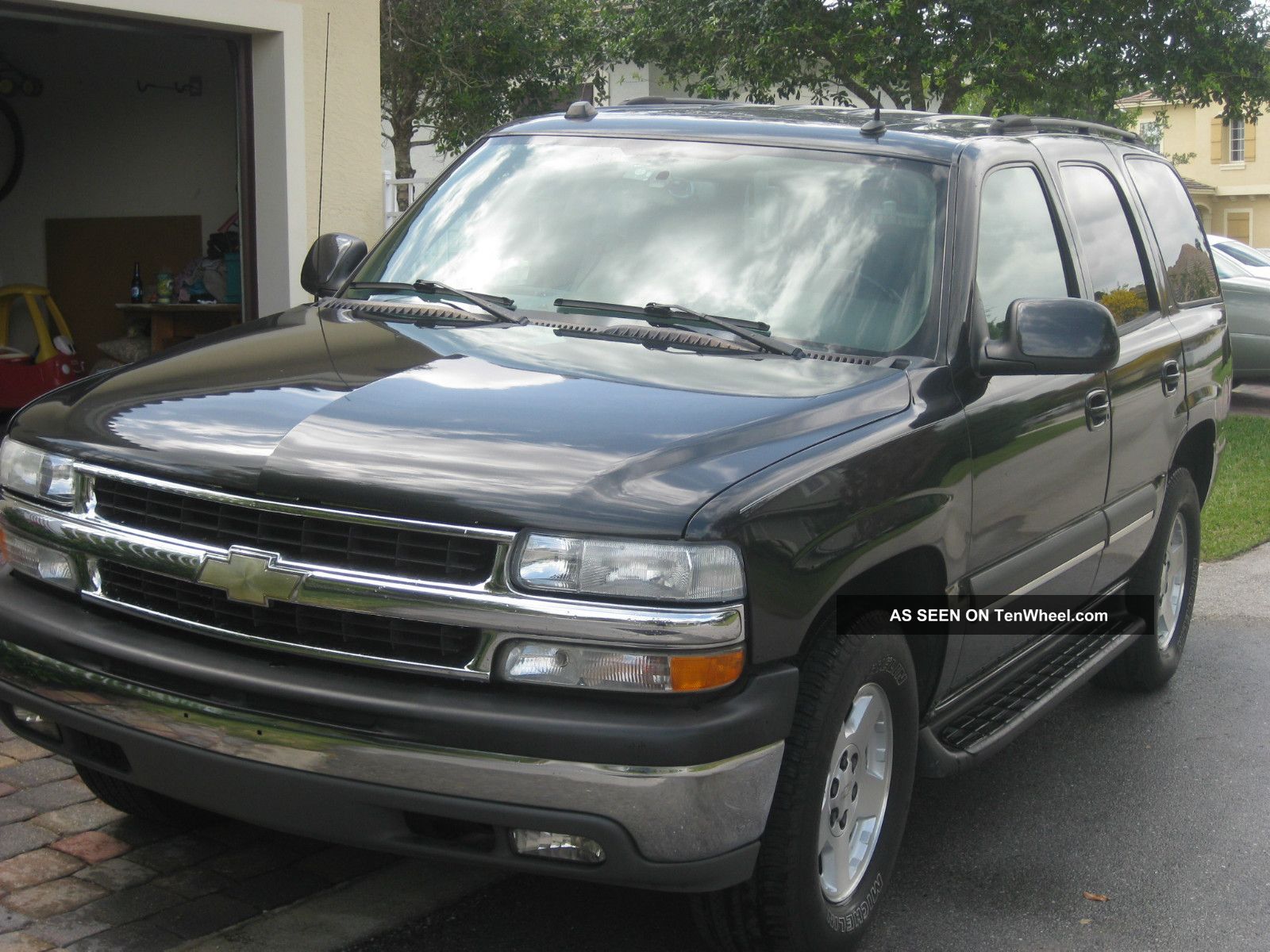 2004 Chevy Tahoe Lt Loaded Captains Chairs