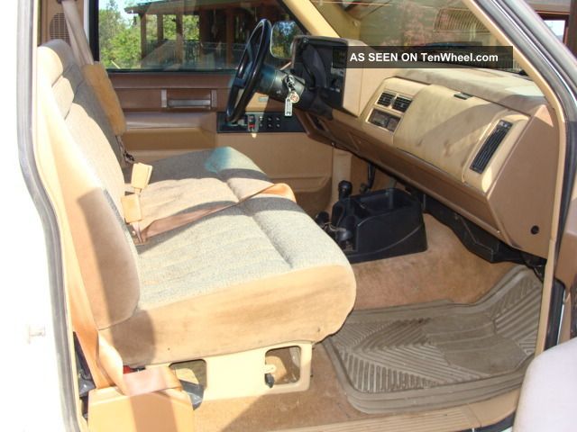 1988 chevy truck interior