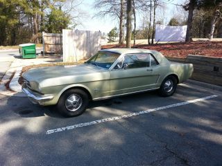 1965 Ford Mustang Great Driver,  Solid Southern Vehicle photo