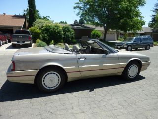 1990 Cadillac Allante Value Leader Convertible 2 - Door 4.  5l photo