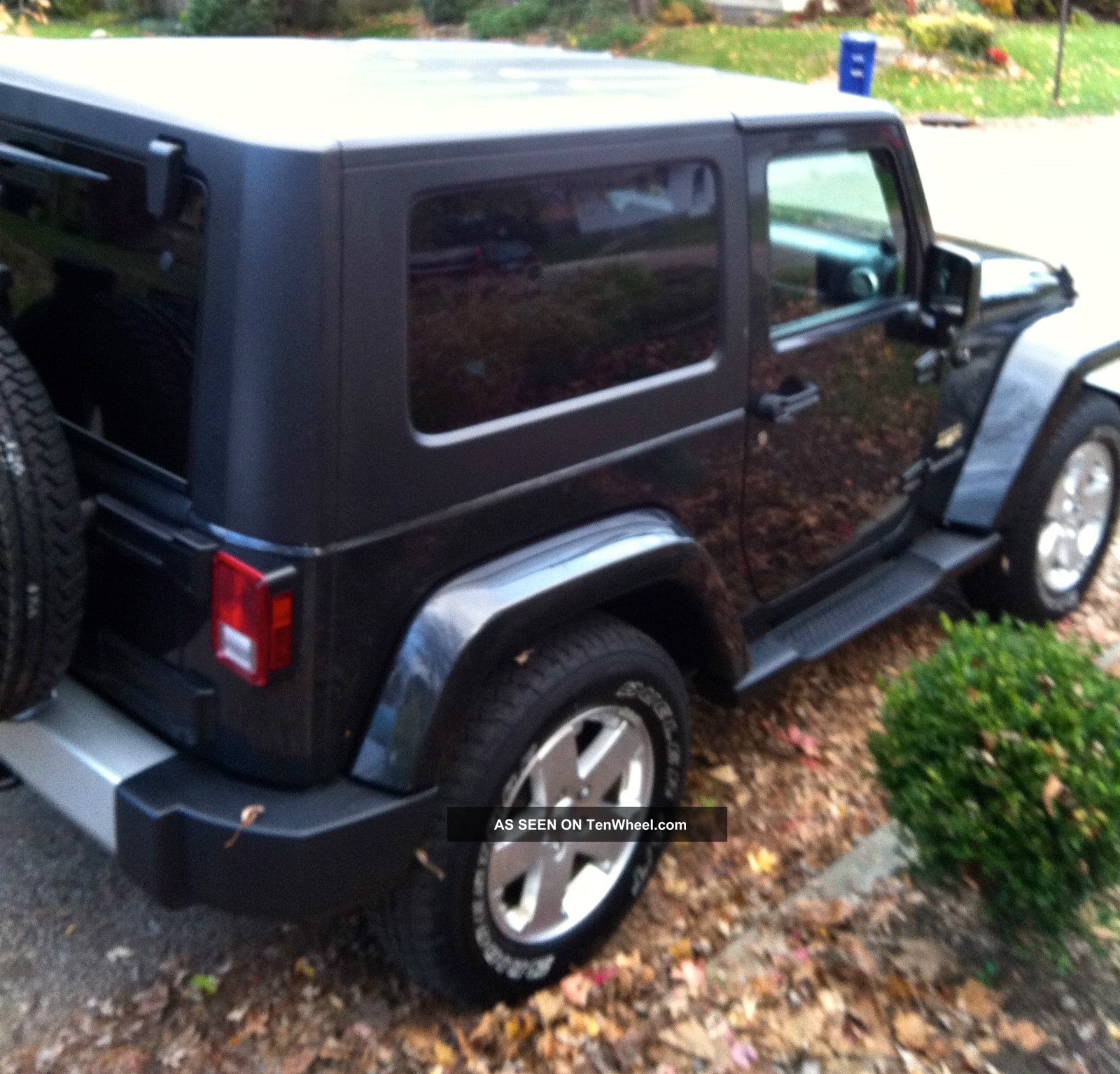 2010 Jeep Wrangler Sahara, Hard & Soft Top, Hitch, Bike Rack