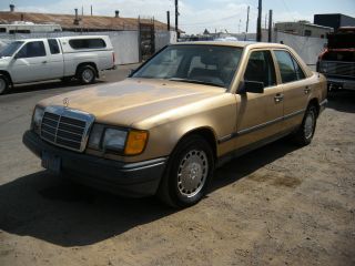 1987 Mercedes 300d, photo