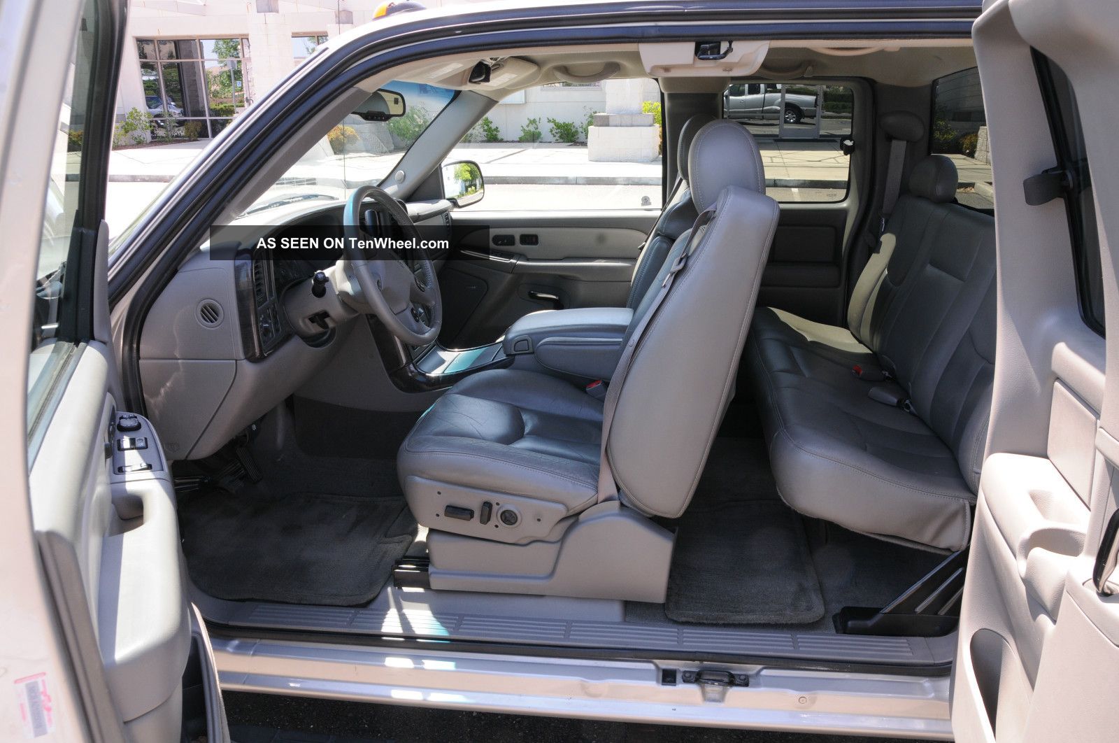 2004 Gmc Sierra Denali Base Extended Cab Pickup 4 Door 6 0l