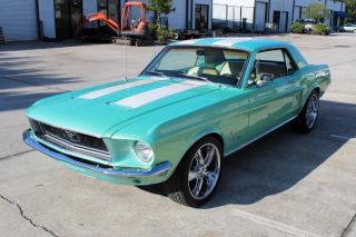 Ford Mustang Coupe 1968 - Show Car photo