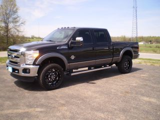 2011 Ford F250 Lariat 4x4 Crew Cab 6.  7 Power Stroke Diesel Many Extras Look photo