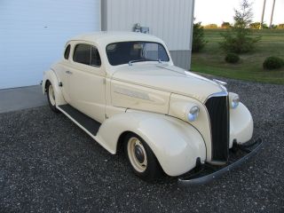 1937 Chevrolet Master Business Coupe photo