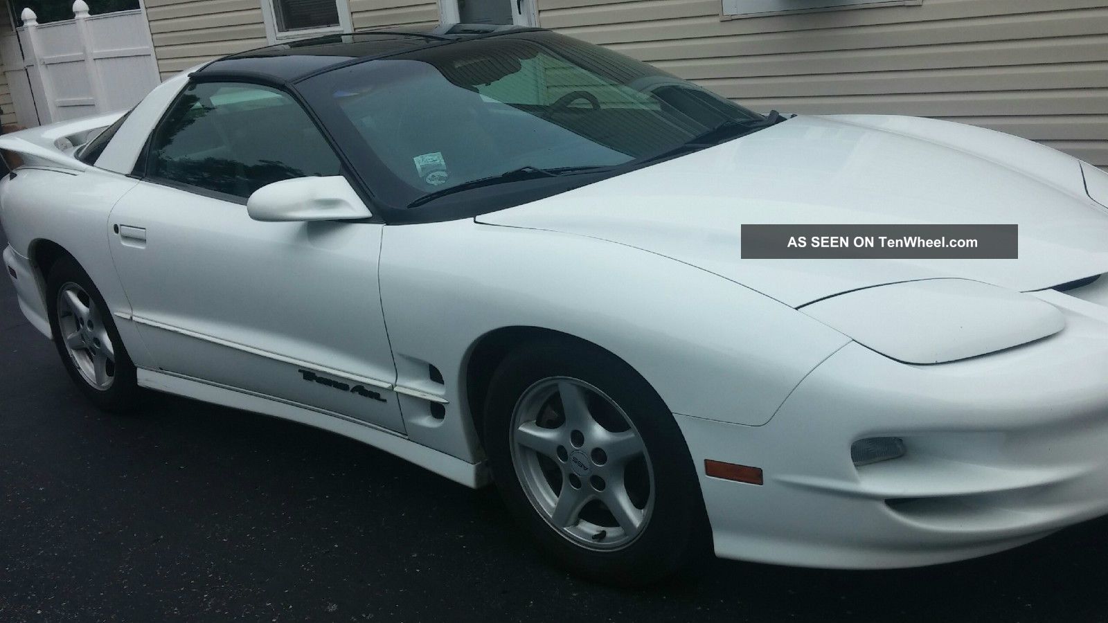 1999 Pontiac Firebird Trans Am Coupe 2 - Door 5.  7l Firebird photo