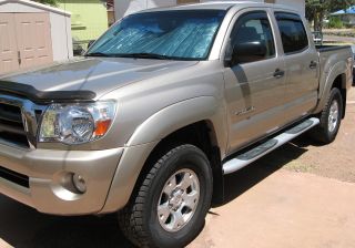 2008 Toyota Tacoma 4.  0l V6,  4wd,  4 Door Double Cab And Desert Color photo