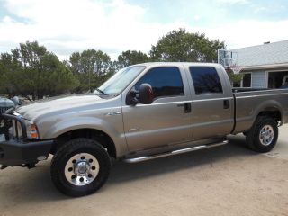 2005 Ford F250 Duty Xlt Crew Cab Short Bed photo