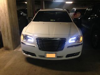 Chrysler,  Chrysler 300,  Limited,  2012,  White,  Chrysler 300 Limited photo