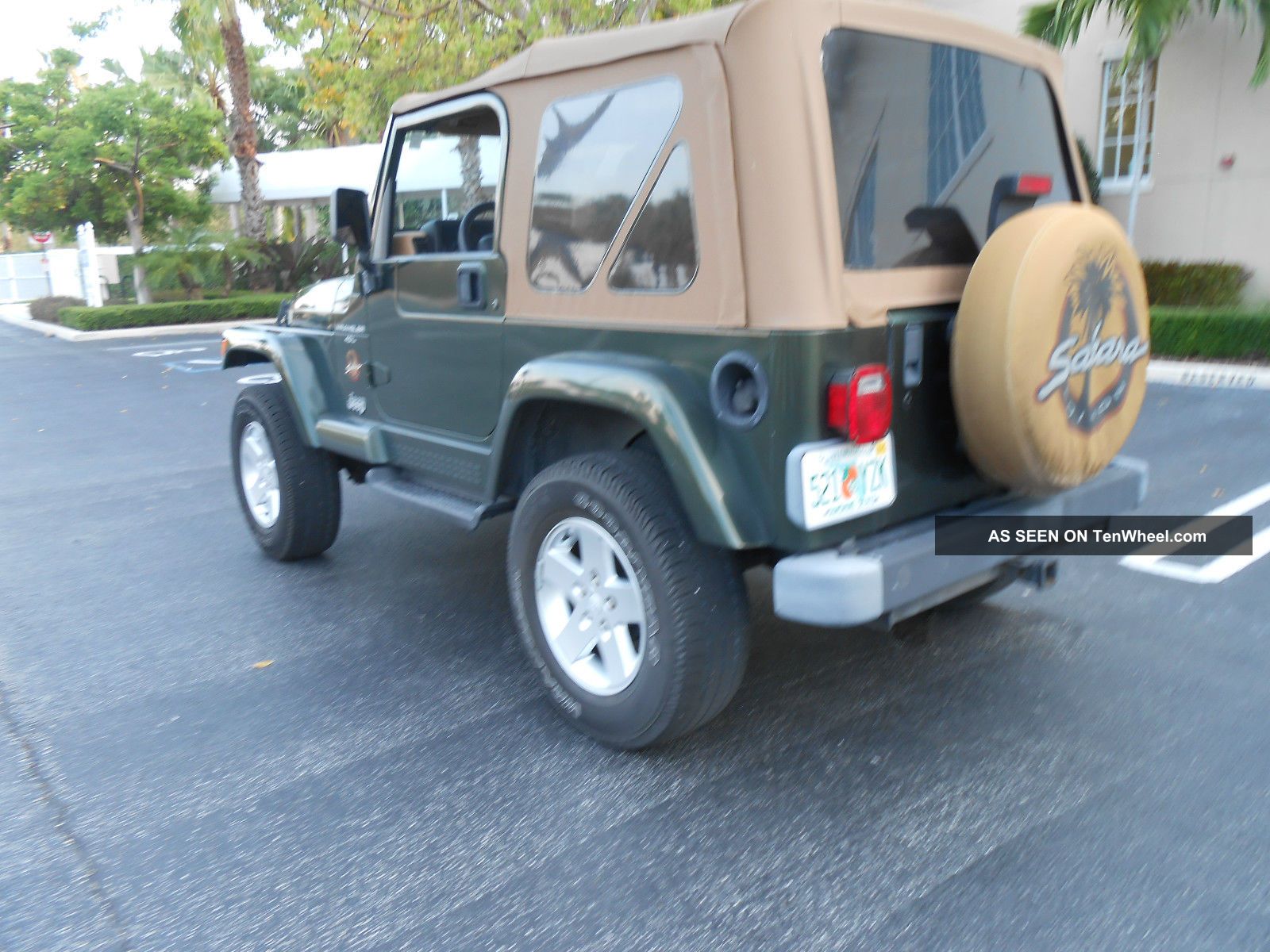 1998 Jeep Wrangler Sahara Sport Utility 2 Door 4 0l