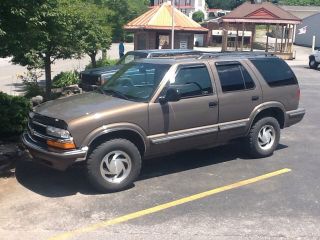 1998 Chevrolet Blazer Ls Sport Utility 4 - Door 4.  3l 4wd photo