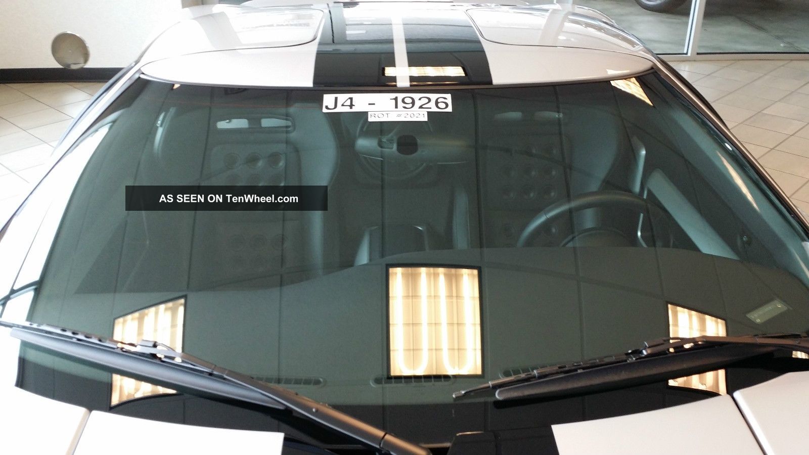 2005 Ford Gt Coupe 2 Door Carroll Shelby Drove It Off
