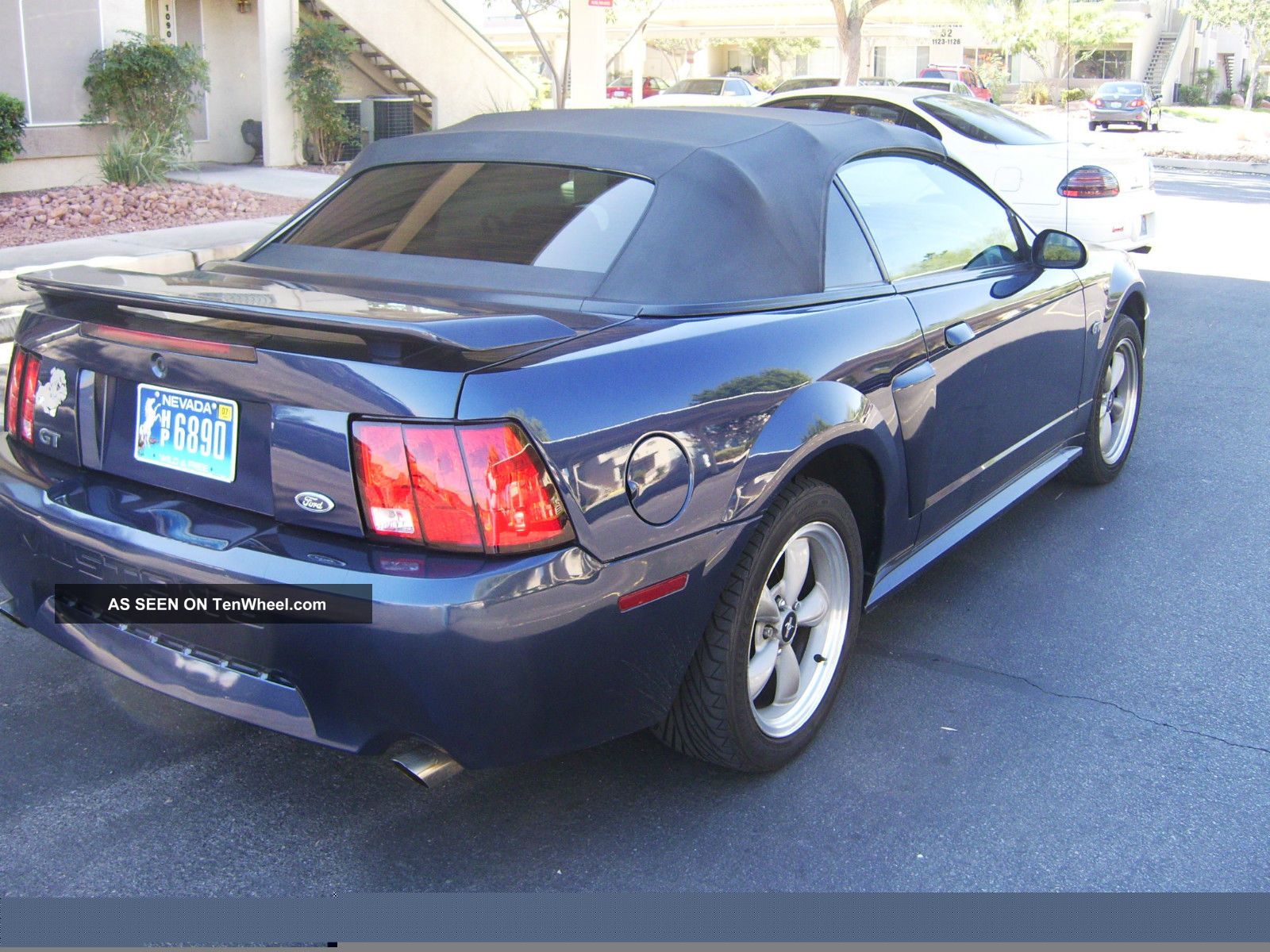 2002 Ford Mustang Gt Convertible 2 Door 4. 6l