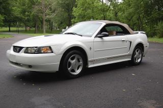 . .  Very Cool 2001 Ford Mustang Convertible,  3.  8 Liter,  Auto Trans,  6cd photo