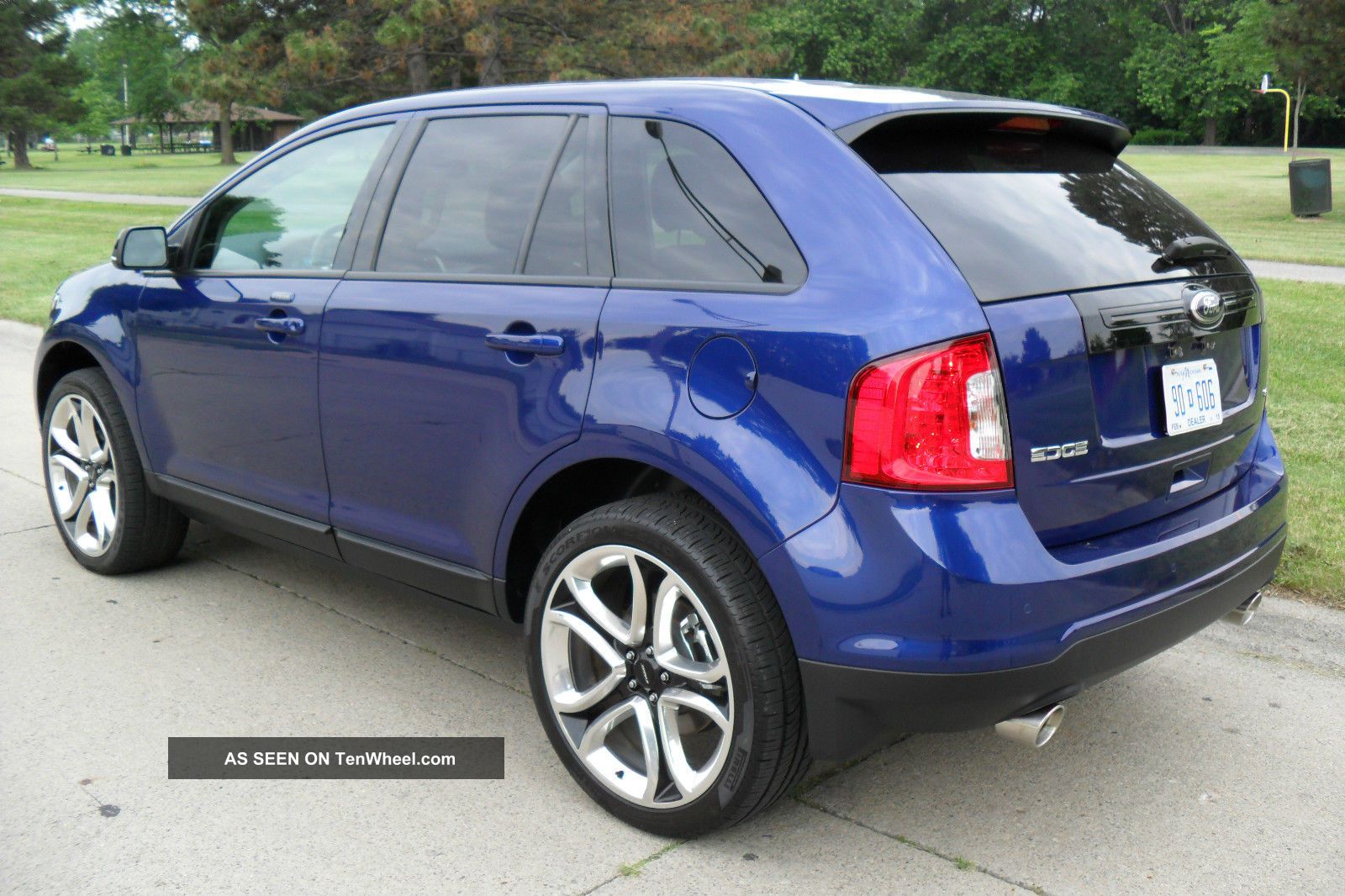 2013 Ford Edge Sel Sport Utility 4 - Door 3. 5l