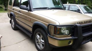 2004 Land Rover Discovery Se Sport Utility 4 - Door 4.  6l photo