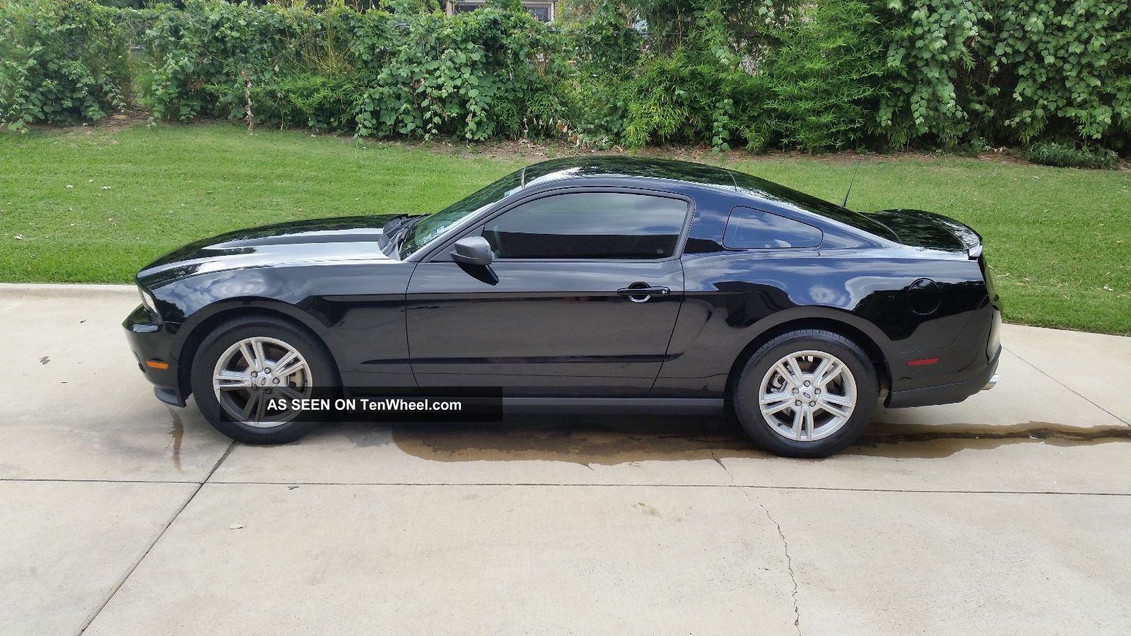 2012 Ford Mustang, V6, Black