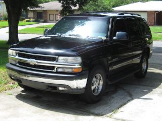 2001 Chevrolet Tahoe Ls Suv Chevy 5.  3l 4x4 Black Ext.  On Charcoal Int.  / Loaded photo