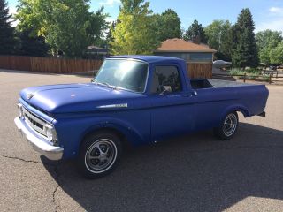 1961,  Ford,  Unibody,  Truck,  Lb / 2wd,  6cyl.  / 4 Spd.  F100,  Driver / Project photo