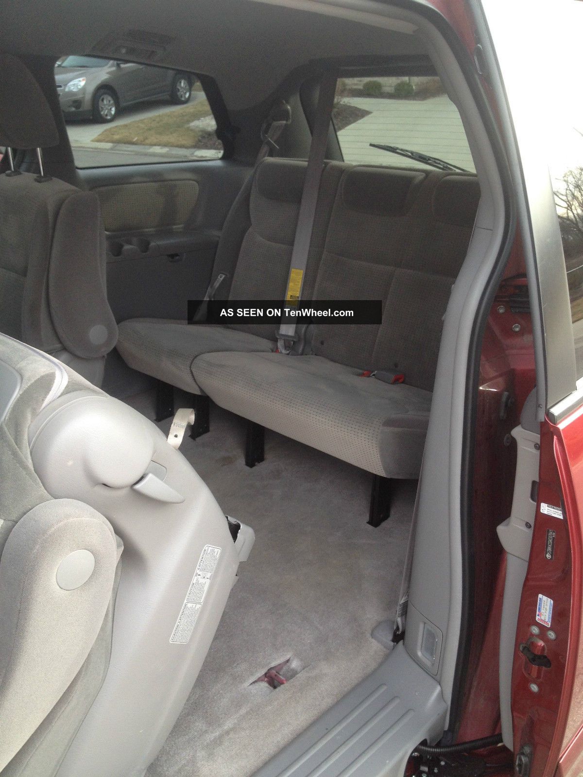 2010 Toyota Sienna Le Mini Passenger Van 4 Door 3 5l