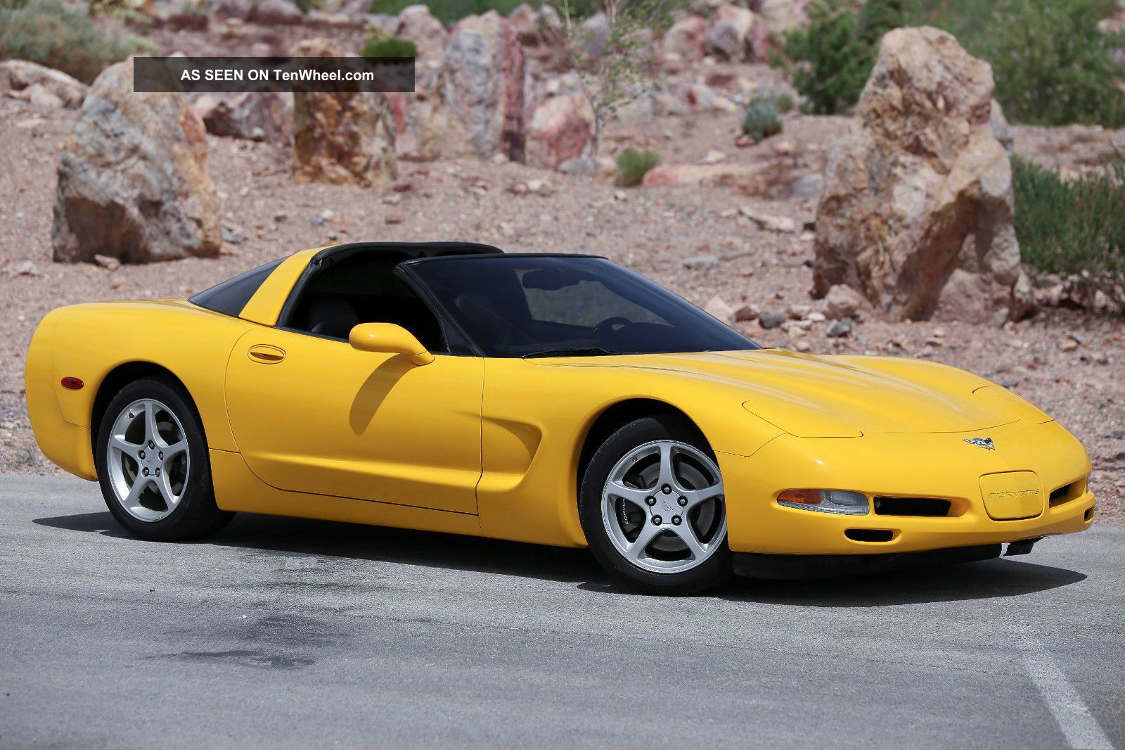 Spectacular 2003 Chevrolet Corvette 50th 6 Speed P E G