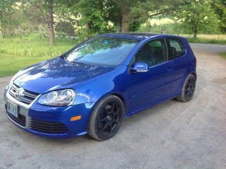 2008 Volkswagen R32 Base Hatchback 2 - Door 3.  2l photo