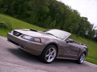 2002 Ford Mustang Gt Convertible 5 Speed Mach 1000 Stereo photo