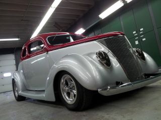 1937 Ford 5 Window Coupe photo