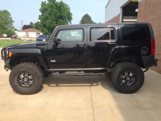 2007 Hummer H3 Lifted photo