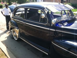 1946 Ford Deluxe photo
