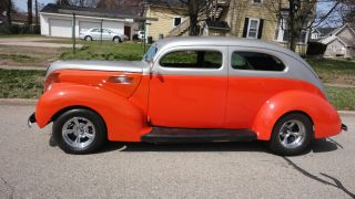 1939 Ford 2 Door Standard Two Inch Chopped Top photo
