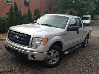 2009 Ford F - 150 Stx Extended Cab Pickup 4 - Door 4.  6l photo