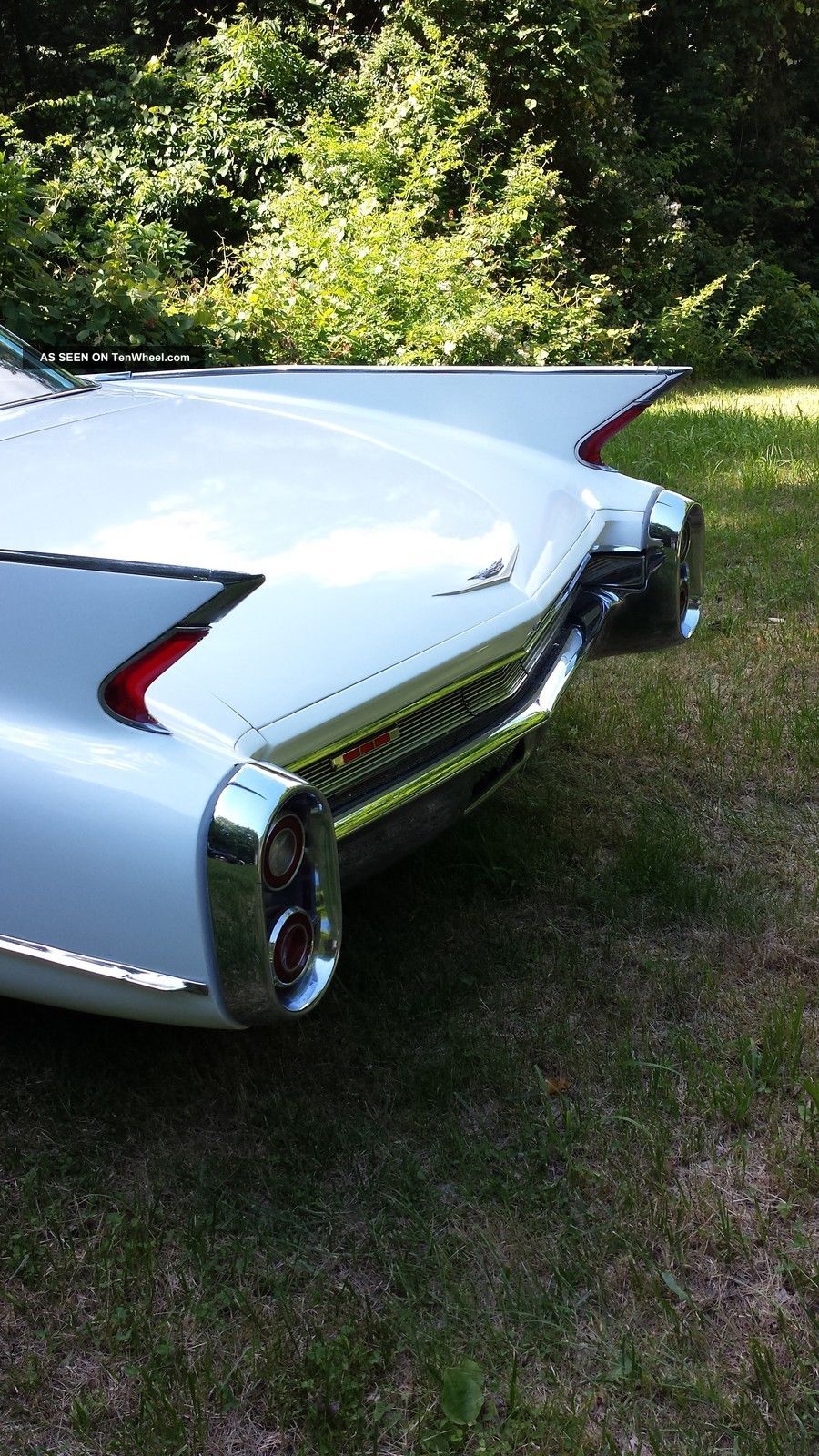 1960 Cadillac White Model 62 2 Door Hard Top