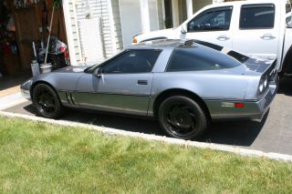 1990 Chevrolet Corvette Loaded Immaculate photo