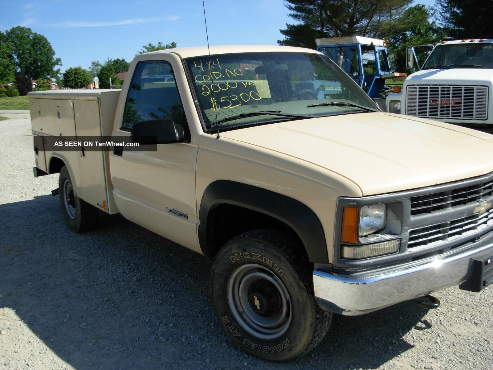 2000 Chevy Tool Truck 4x4 3 / 4 Ton