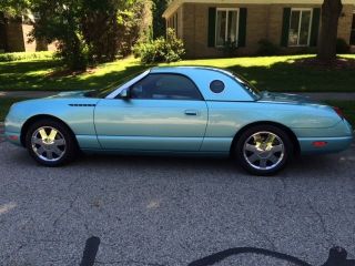 2002 Ford Thunderbird Blue Convertible Hard And Soft Tops W / Rack,  Dust Cover photo