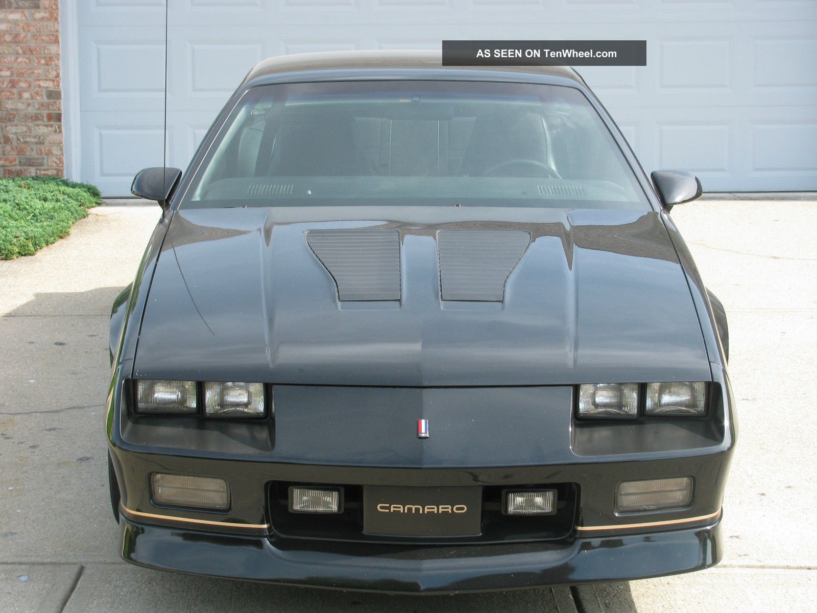 1987 Chevrolet Camaro Iroc Z28 5 7 Sports Coupe