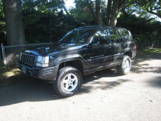 1998 Jeep Grand Cherokee 5.  9 Limited Sport Utility 4 - Door 5.  9l photo