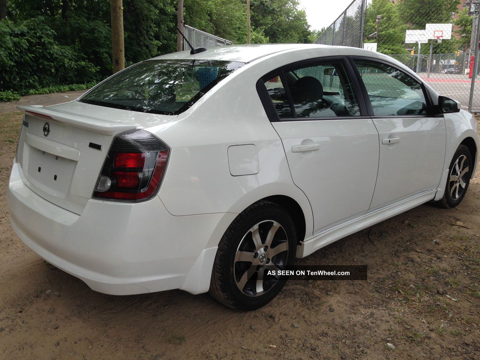 2012 Nissan Sentra Sr Sedan 4 Door 2 0l