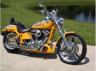2004 Harley Davidson Screaming Eagle Softail Duece photo