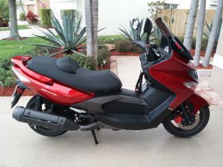 2009 Kymco Xciting 500ri Scooter Motorcycle photo