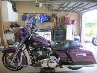 2011 Harley - Davidson Flhx Street Glide Special Ordered H - D Two / Tone Paint photo