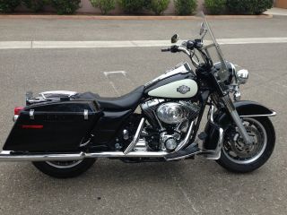 2004 Harley Road King Police Special photo